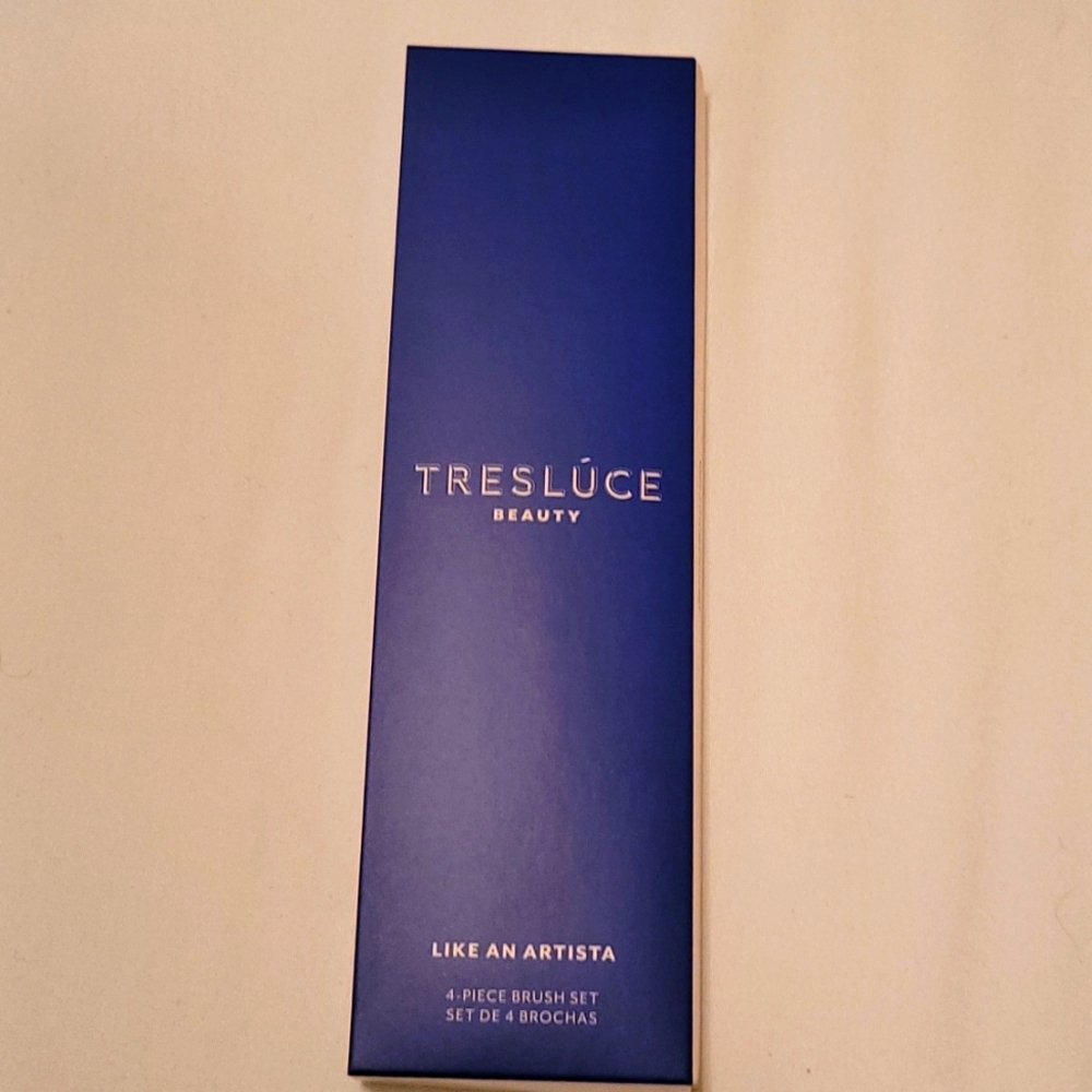Tresluce blending brushes, vegan